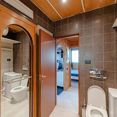 Labanca's Gallery Saint John Apartamento